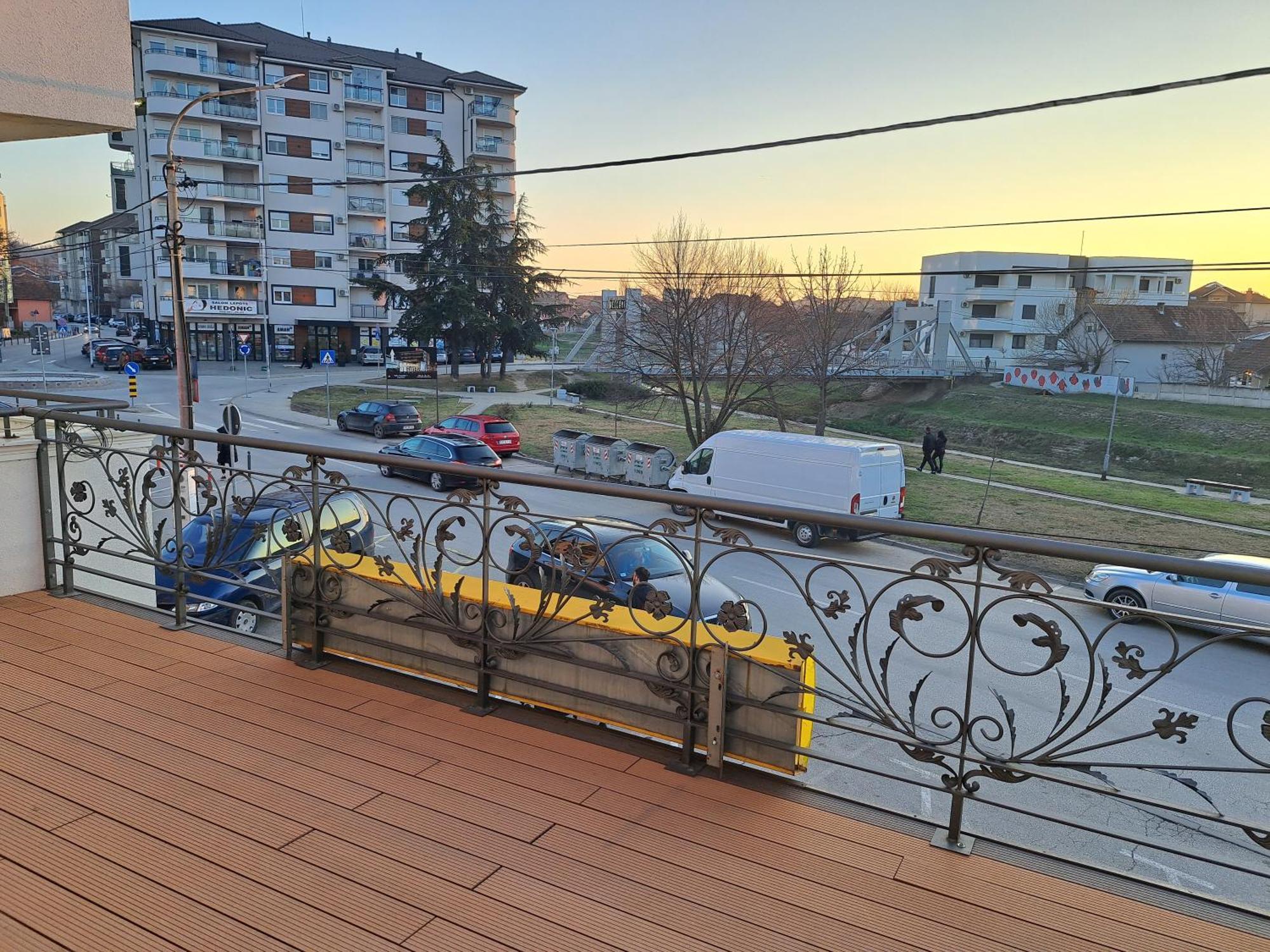 Dina Lux Apartman Jagodina Exterior foto